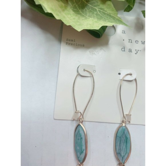 A New Day Semi-Precious Stone Aventurine Malachite Glass Drop Earrings Green NEW - Picture 3 of 4